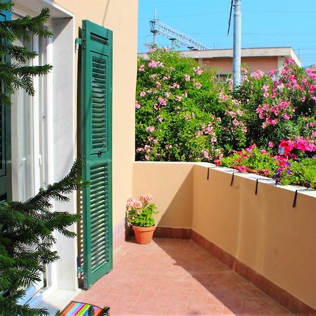 Terrazza Cinque Terre Villa ลาสเปเซีย ภายนอก รูปภาพ